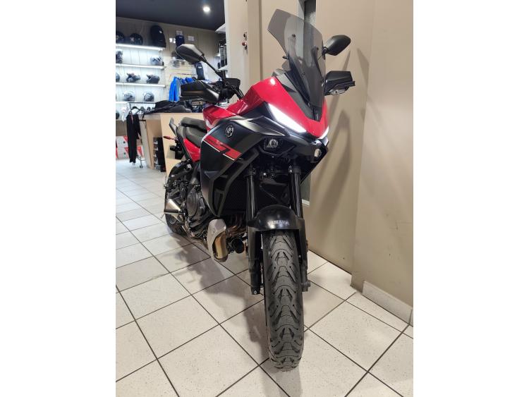 YAMAHA TRACER 7