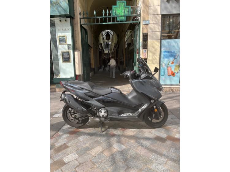 YAMAHA XP T-MAX 560 TECH MAX