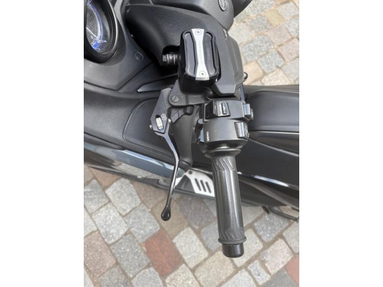 YAMAHA XP T-MAX 560 TECH MAX