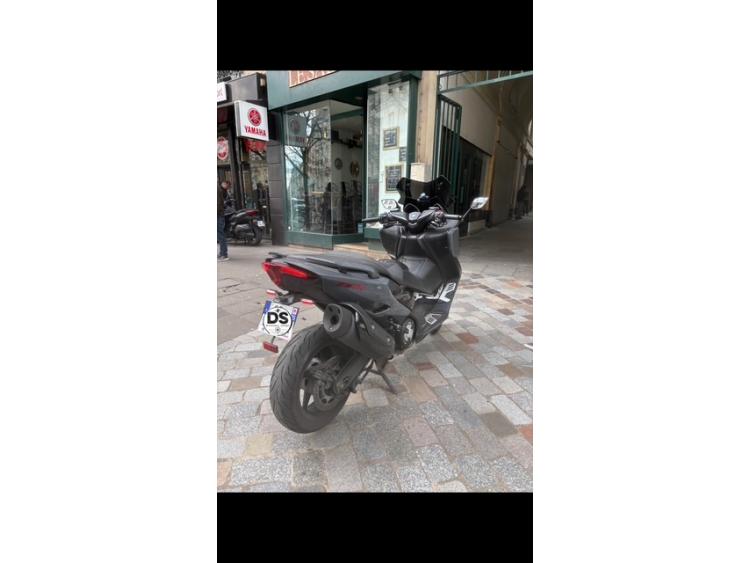 YAMAHA XP T-MAX 560 TECH MAX