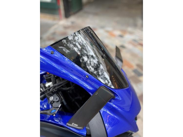 YAMAHA YZF-R7 