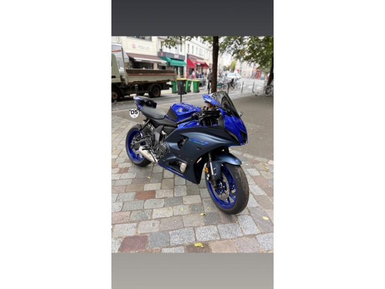 YAMAHA YZF-R7 