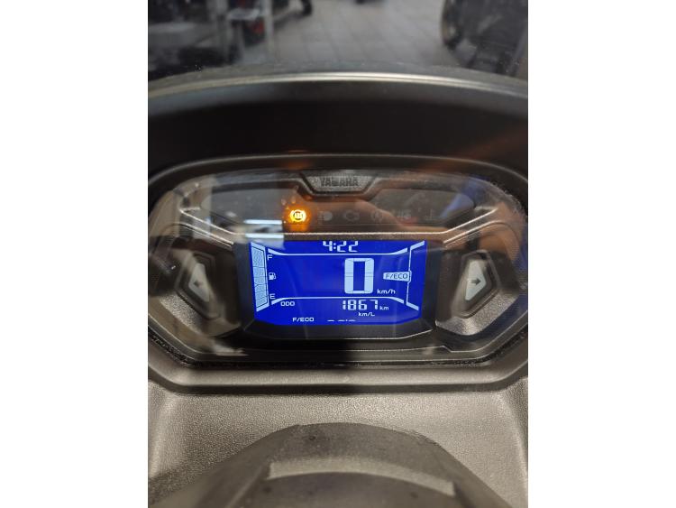 YAMAHA NMAX 125