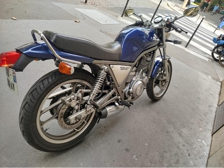 YAMAHA SRX