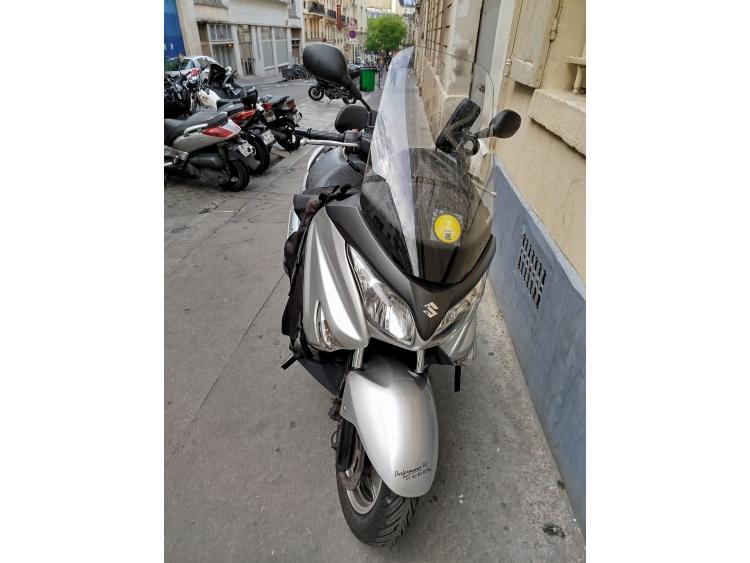 SUZUKI BURGMAN 200