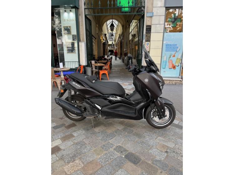 YAMAHA XMAX 125 TECH MAX