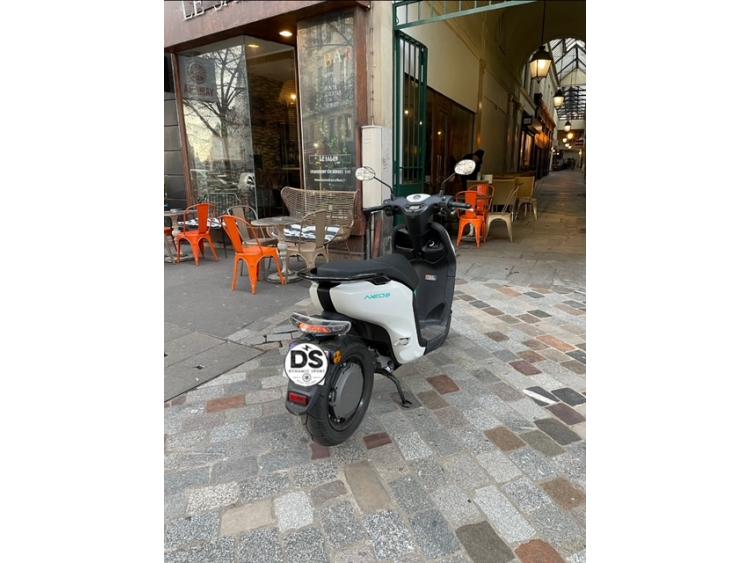 YAMAHA NEO'S 50 ELECTRIQUE 2 BATTERIES