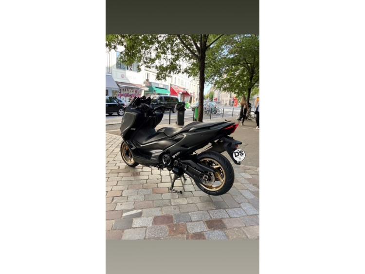 YAMAHA XP T-MAX 560 TECH MAX