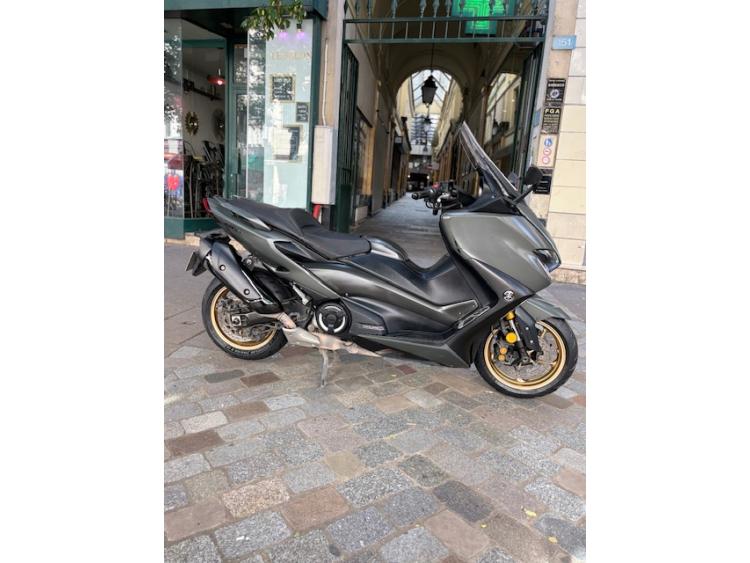 YAMAHA XP T-MAX 560 TECH MAX