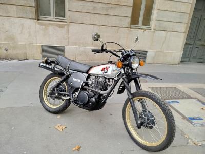 YAMAHA XT